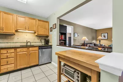 1029 Wedgewood Circle, Middletown, NJ 07718 - Photo 12