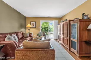 1029 Wedgewood Cir, Middletown, NJ 07718 - Photo 4