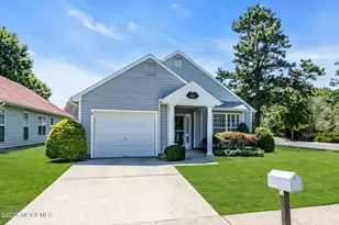 631 Bedford Ln, Manchester Township, NJ 08759 - Photo 2