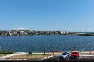 202 Deal Lake Dr, Asbury Park, NJ 07712 - Photo 4