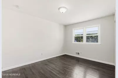 816 Berkeley Avenue, Beachwood, NJ 08722 - Photo 16