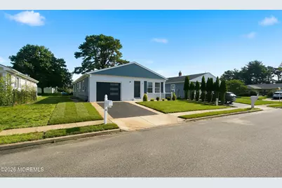 4 Pebble Beach Court, Toms River Township, NJ 08757 - Photo 2