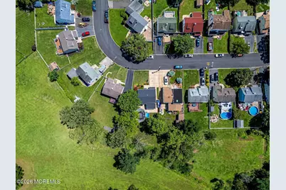 221 N Hill Road, Colonia, NJ 07067 - Photo 28