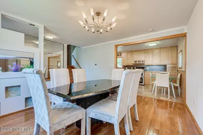 221 N Hill Road, Colonia, NJ 07067 - Photo 8