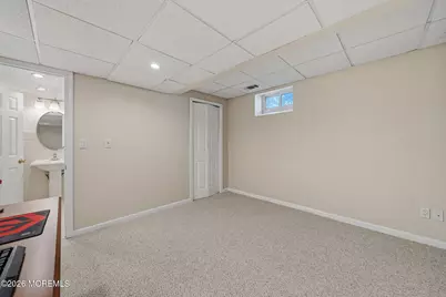 901 Oakley Drive, Freehold, NJ 07728 - Photo 20