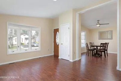16 Pine Tree Lane, Manalapan Township, NJ 07726 - Photo 4