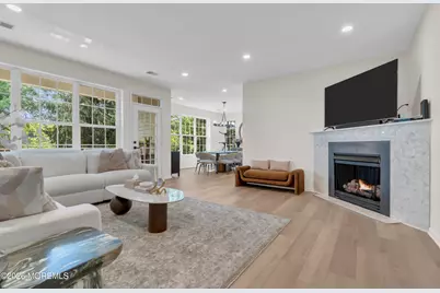 620 Saint Andrews Place, Manalapan Township, NJ 07726 - Photo 6