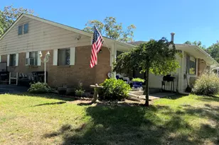 5 Sparrow St, Manchester Township, NJ 08759 - Photo 2