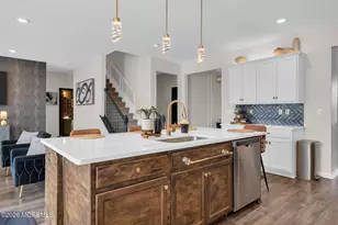 201 Ashburn Ave, Manahawkin, NJ 08050 - Photo 10