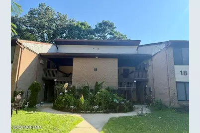 18 Pine Cluster Circle #D, Manalapan Township, NJ 07726 - Photo 1