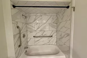 18 Pine Cluster Cir, Manalapan Township, NJ 07726 - Photo 10