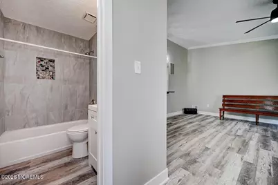 20 Jaffreyton Close #1000, Freehold, NJ 07728 - Photo 24