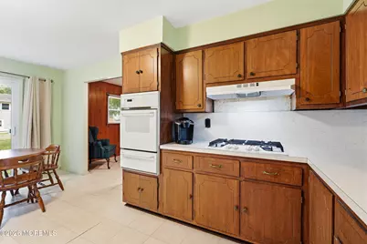 1110 Madison Avenue, Ocean Twp, NJ 07712 - Photo 12