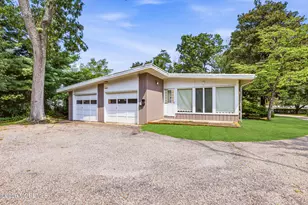 408 S Lake Dr, Lakewood, NJ 08701 - Photo 4