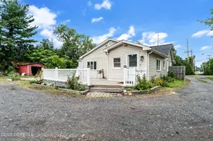 247 Friendship Rd, Cranbury Township, NJ 08512 - Photo 32