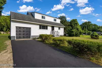 33 Glen Road, Howell Township, NJ 07731 - Photo 2