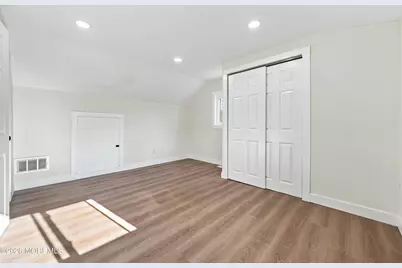33 Glen Road, Howell Township, NJ 07731 - Photo 14