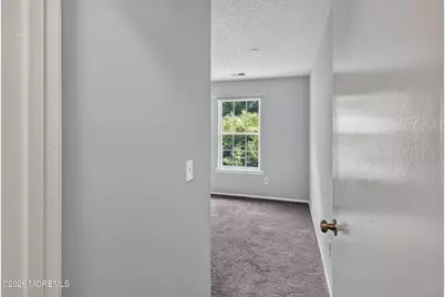 92 Des Moines Court, Tinton Falls, NJ 07712 - Photo 18