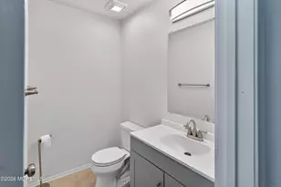92 Des Moines Ct, Tinton Falls, NJ 07712 - Photo 20