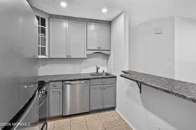 92 Des Moines Court, Tinton Falls, NJ 07712 - Photo 2