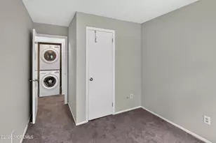92 Des Moines Ct, Tinton Falls, NJ 07712 - Photo 10