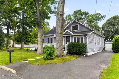 210 Robbins Road, Neptune Township, NJ 07753 - Photo 4