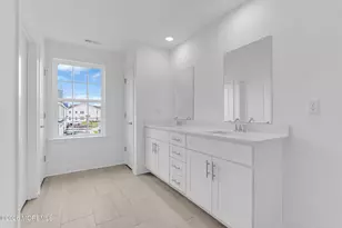 163 Woolley Ct, Oakhurst, NJ 07755 - Photo 12