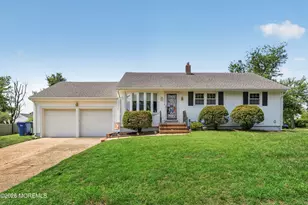 717 Green Grove Pl, Neptune Township, NJ 07753 - Photo 1