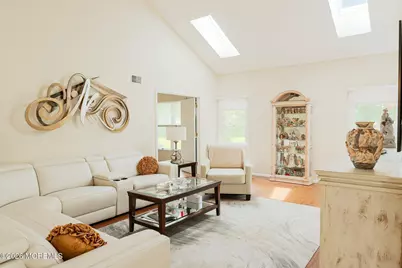 28 Brighton Court, Monroe Township, NJ 08831 - Photo 22
