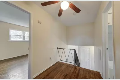 1015 Eton Way, Neptune Township, NJ 07753 - Photo 20