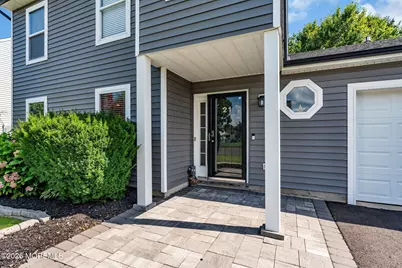 21 Crater Lake Road, Howell Township, NJ 07731 - Photo 4