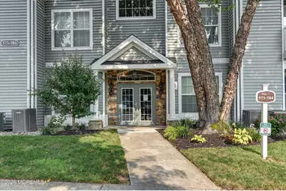 574 Saint Andrews Place, Manalapan Township, NJ 07726 - Photo 2
