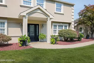 124 Princess Anne Dr, Freehold, NJ 07728 - Photo 6