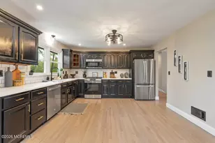 4 Blue Hills Dr, Holmdel, NJ 07733 - Photo 10