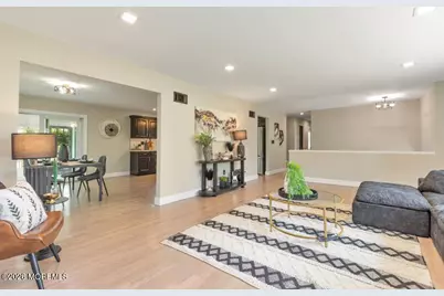 4 Blue Hills Drive, Holmdel, NJ 07733 - Photo 8