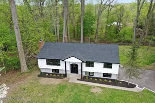 4 Blue Hills Dr, Holmdel, NJ 07733 - Photo 2