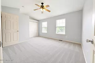53 Grassmere Ct, Freehold, NJ 07728 - Photo 8