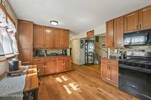7 Princeton Dr, Jackson, NJ 08527 - Photo 6