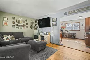 7 Princeton Dr, Jackson, NJ 08527 - Photo 8