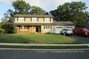 4 Windsor Rd, Howell Township, NJ 07731 - Photo 1