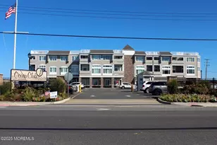 438 N Hwy 35, Mantoloking, NJ 08738 - Photo 2