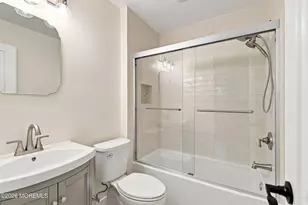 17 Mohawk Dr, Matawan, NJ 07747 - Photo 22