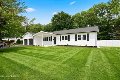 17 Mohawk Drive, Matawan, NJ 07747 - Photo 6
