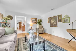 16 Millpond Ln, Colts Neck Township, NJ 07722 - Photo 8