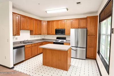 526 Saint Andrews Place, Manalapan Township, NJ 07726 - Photo 14