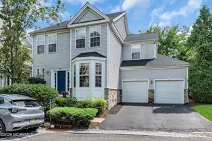 10 Biesiada Ct, Sayreville, NJ 08859 - Photo 2
