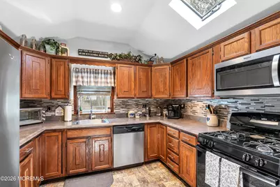 637 Prospect Avenue, Pine Beach, NJ 08741 - Photo 20