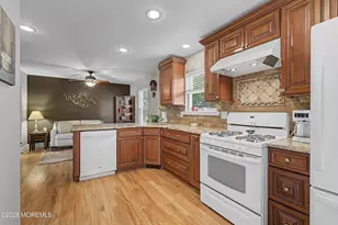 14 Reiner Rd, Cream Ridge, NJ 08514 - Photo 16