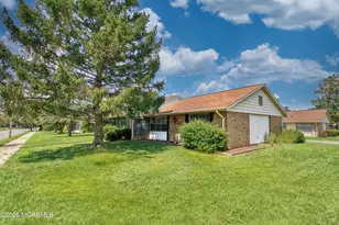 32 Yorkshire Ct, Manchester Township, NJ 08759 - Photo 4