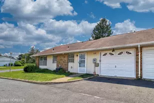 32 Yorkshire Ct, Manchester Township, NJ 08759 - Photo 2